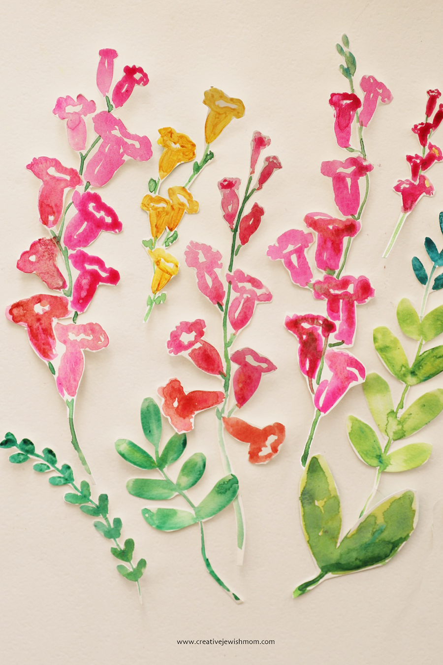 Simple Watercolor Trumpet Vine Flowers To Cut Out!