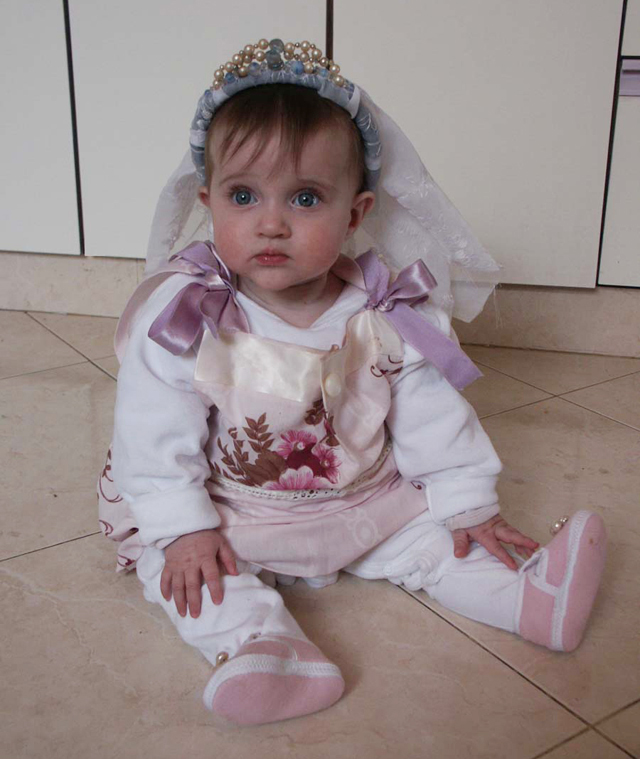 A Cute Pillowcase Dress: A No-Sew Costume For Purim Or A New Dress For Spring