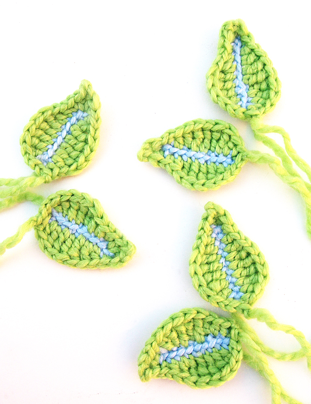 Crocheted Leaves Look Great In Chunky Yarn!