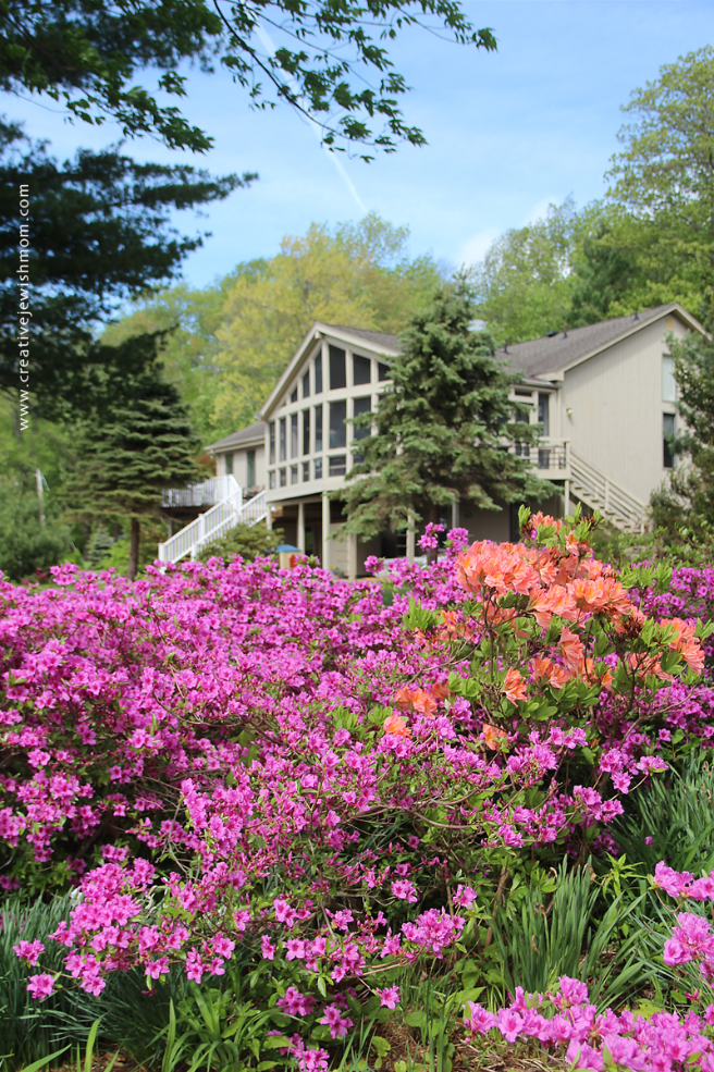 A Stunning Connecticut Lake House That We Were Sorry To Leave……