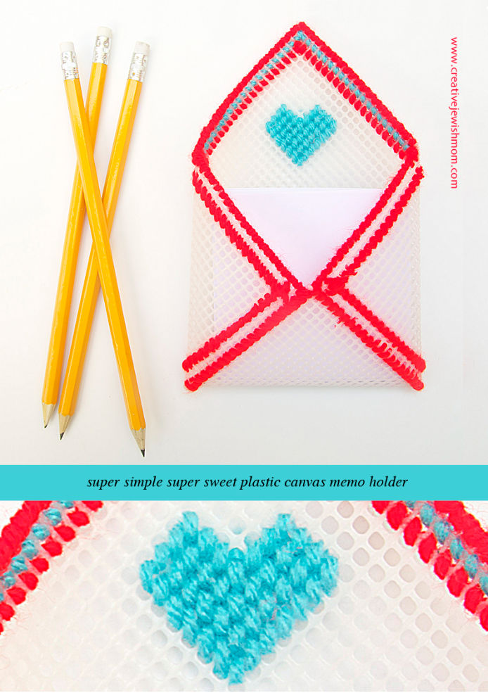 Plastic Canvas Envelope Memo Holder