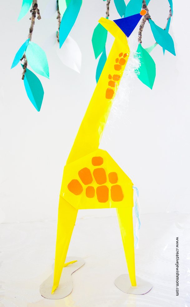 Giant Origami Giraffe DIY
