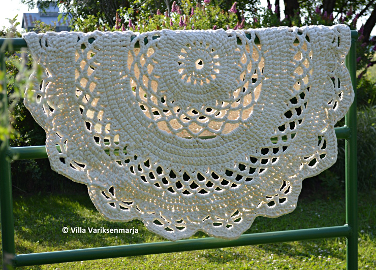 My Giant Crocheted Doily Rug Pattern In Finnish, Matto – Ohje Suomeksi!