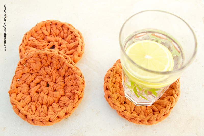 Crocheted T-Shirt Yarn Coasters, A Rustic Gift That Is Perfect Right Now!