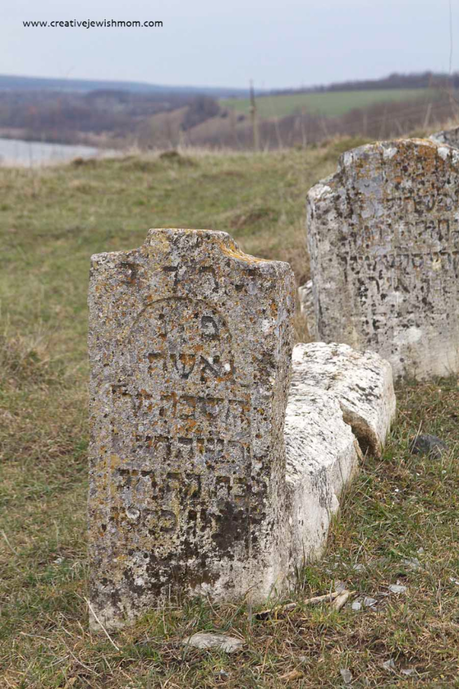 The Old Jewish Cemetary In Bratslav, Ukraine