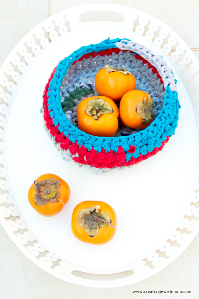 Crocheted Rustic Fruit Basket To Make From Old T-Shirts