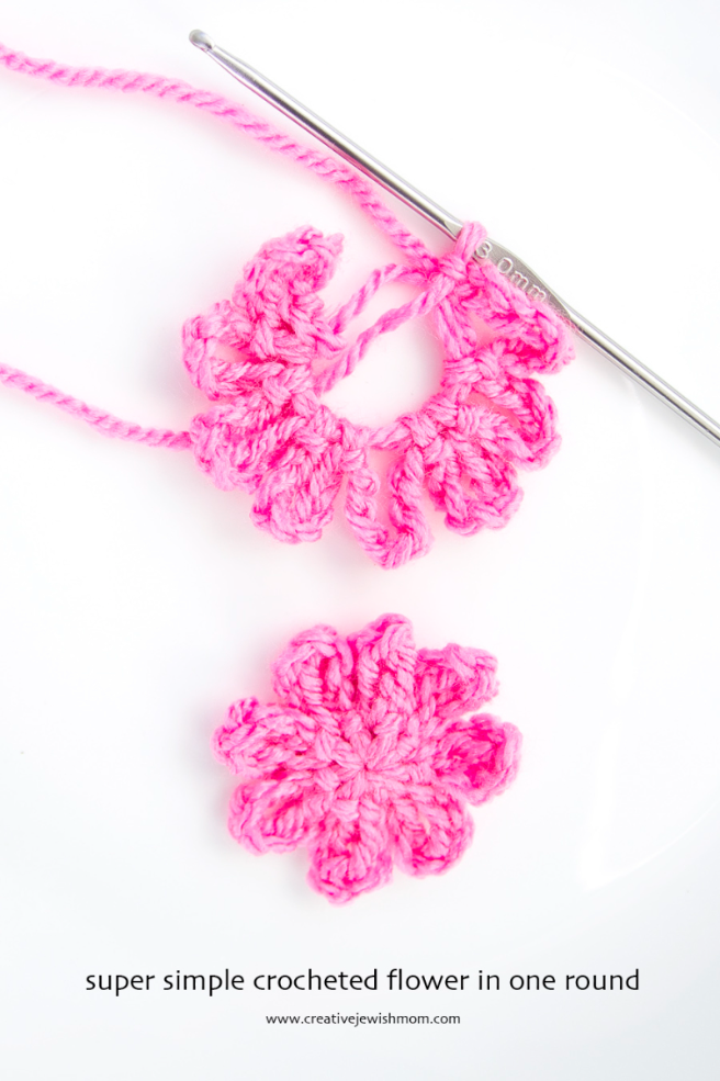 Super Simple Crocheted Flower In One Round……Make A Bunch!