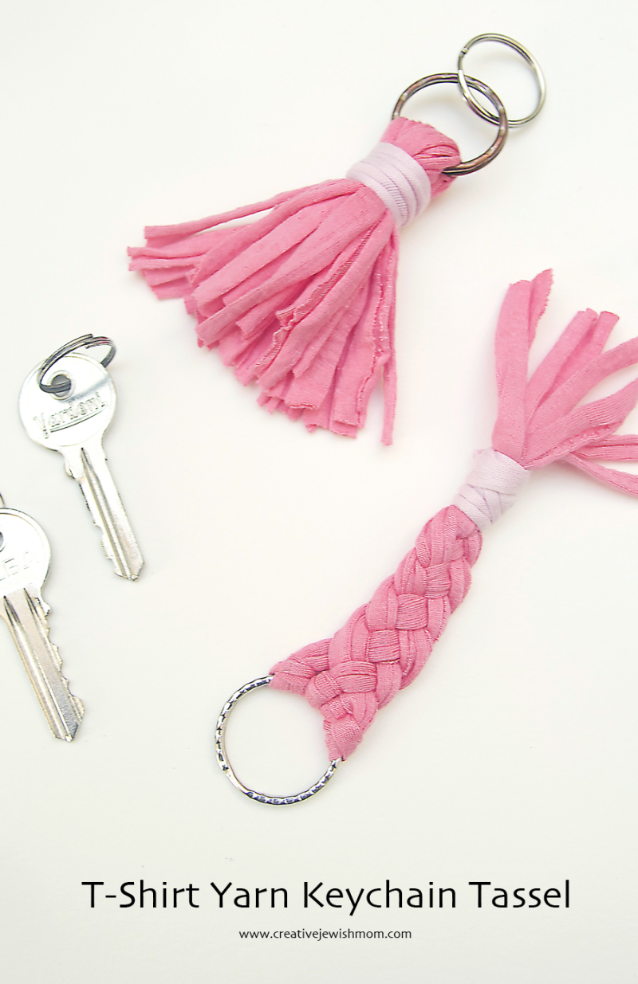 Tassel Keychain With T-Shirt Yarn