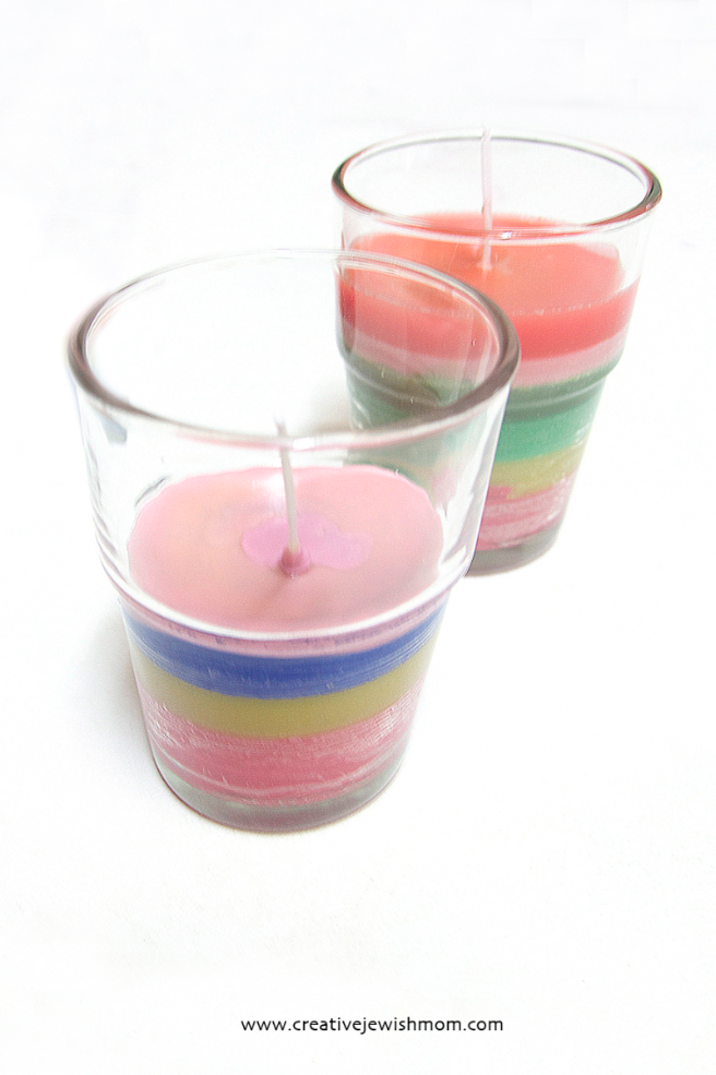 DIY Striped Candles Are The Perfect Summer Craft!