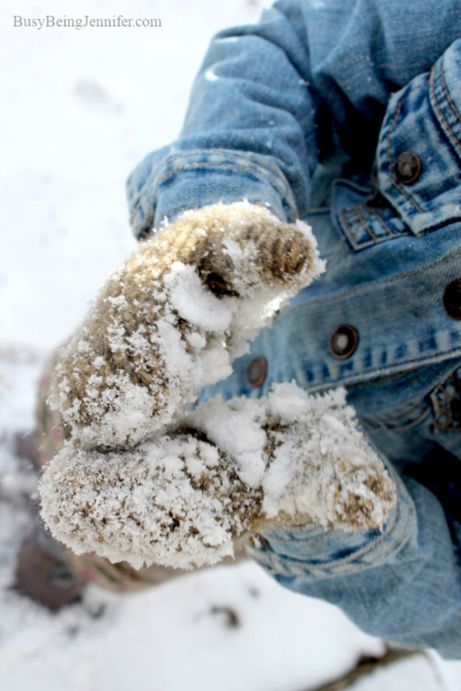 DIY-some-Sweater-Mittens-BusyBeingJennifer.com_-683x1024
