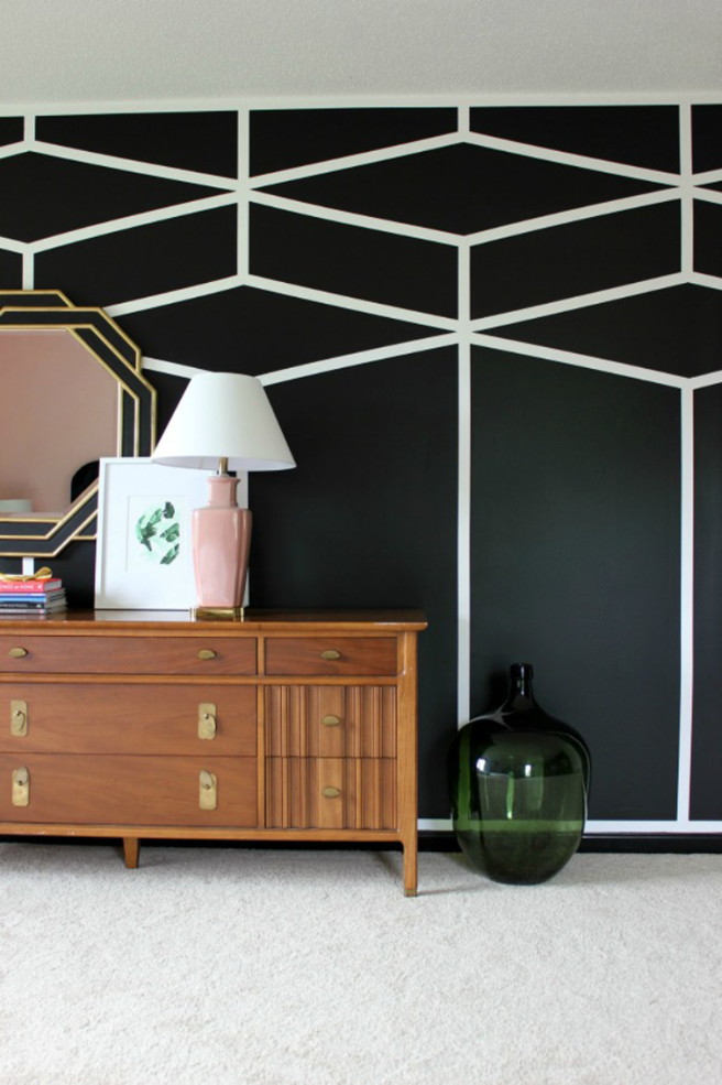 DIY-geometric-wall-pattern-with-tape