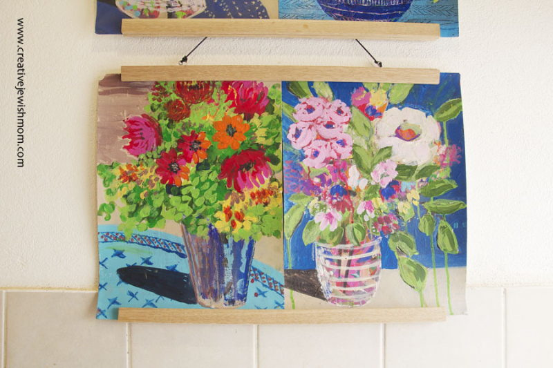 Use Magnetic Poster Hangers To Display Your Art!