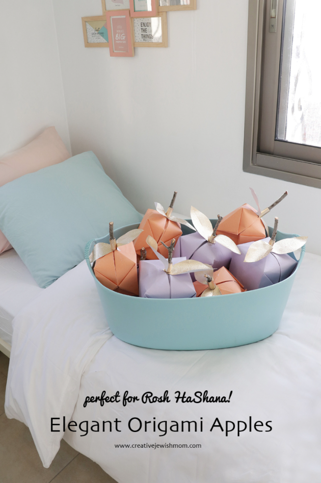 Giant Origami Apples For Your Fruit Themed Party!