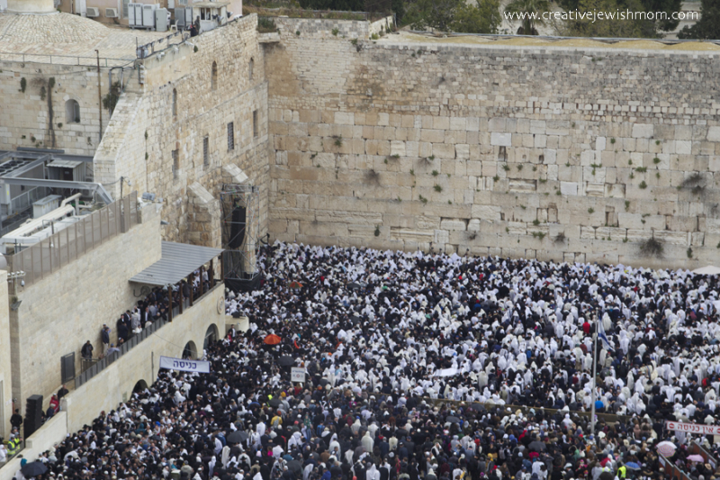 Blessing Of The Kohanim At The Kotel During Passover