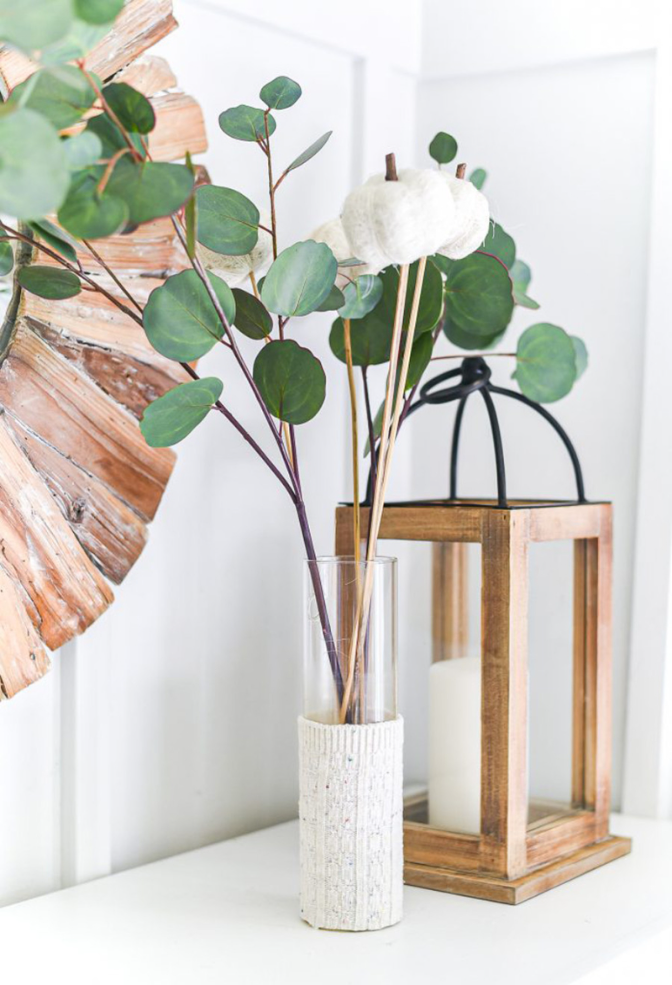 Spare-sock-cozy-for-glass-vase