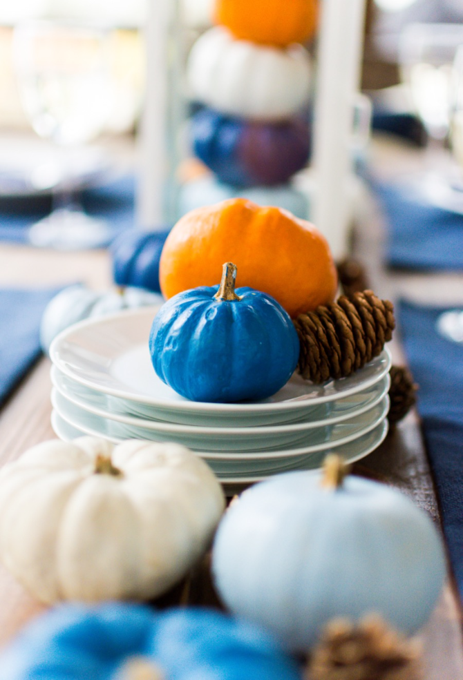 Thanksgiving-Table-Setting-Idea-Navy-Blue-White-Orange-with-Gallo-Wine-Pinot-Grigio-@itallstartedwithpait.com-65-1