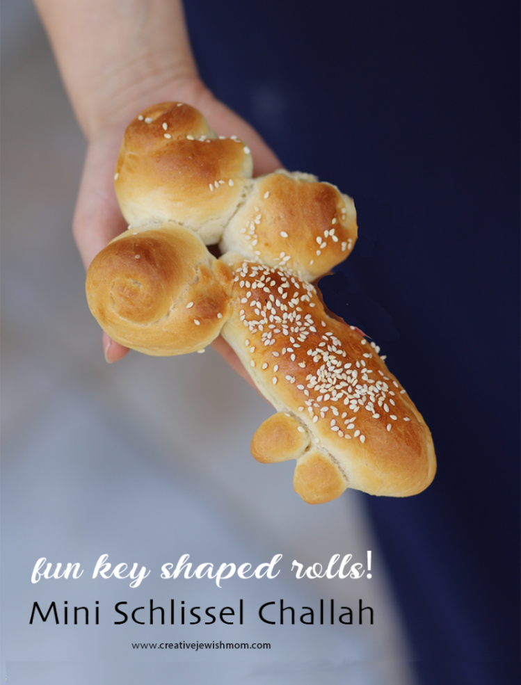 Schlissel Challah Rolls For The Shabbos After Passover!
