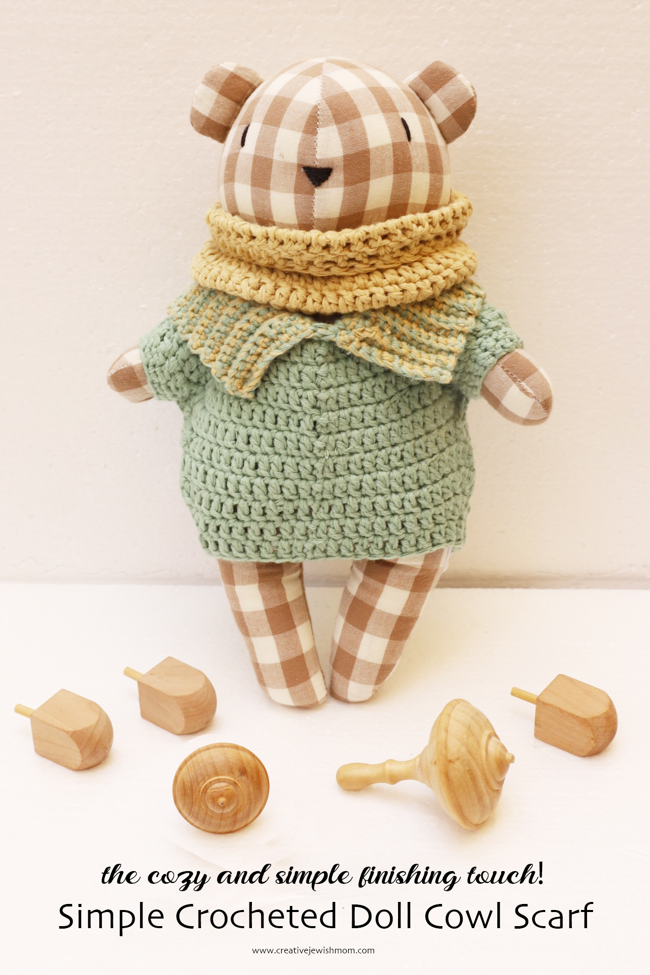 How To Crochet A Very Simple Cowl Scarf  For A Doll