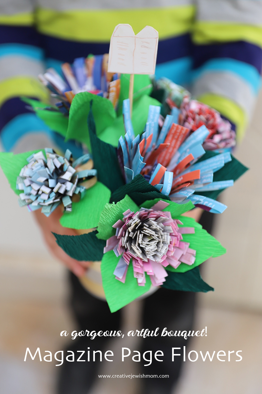 How To Make The Cutest Bouquet Ever With Magazine Page Flowers!